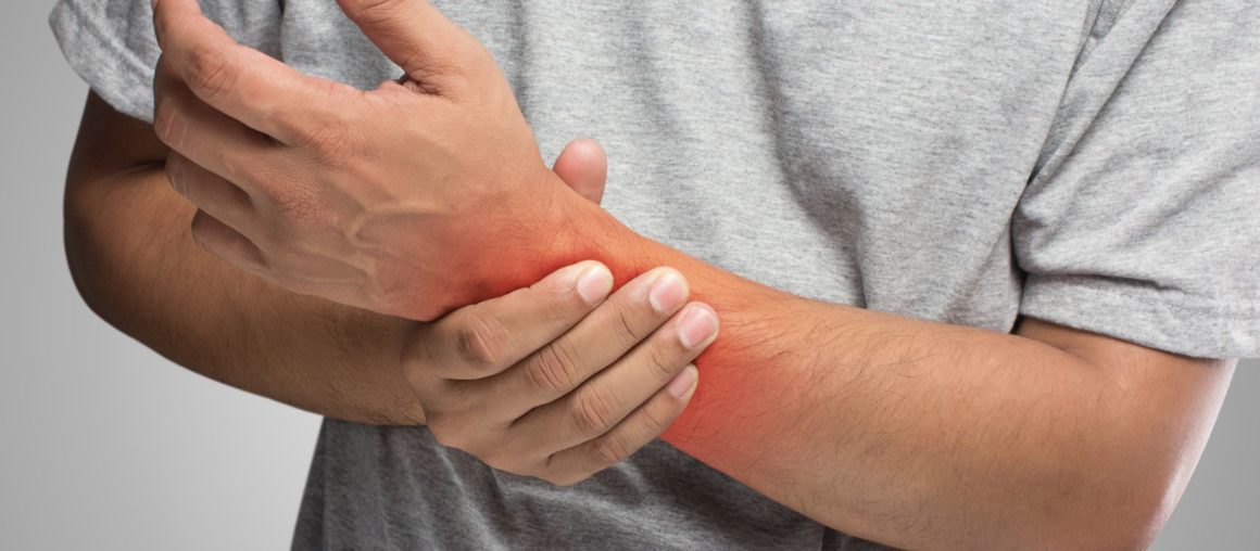 Fracture du poignet de l’adulte : symptômes et diagnostic