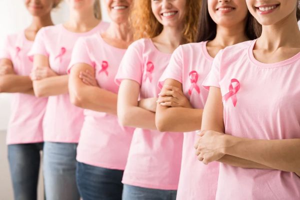 Lire la suite à propos de l’article Symptômes et diagnostic du cancer du sein